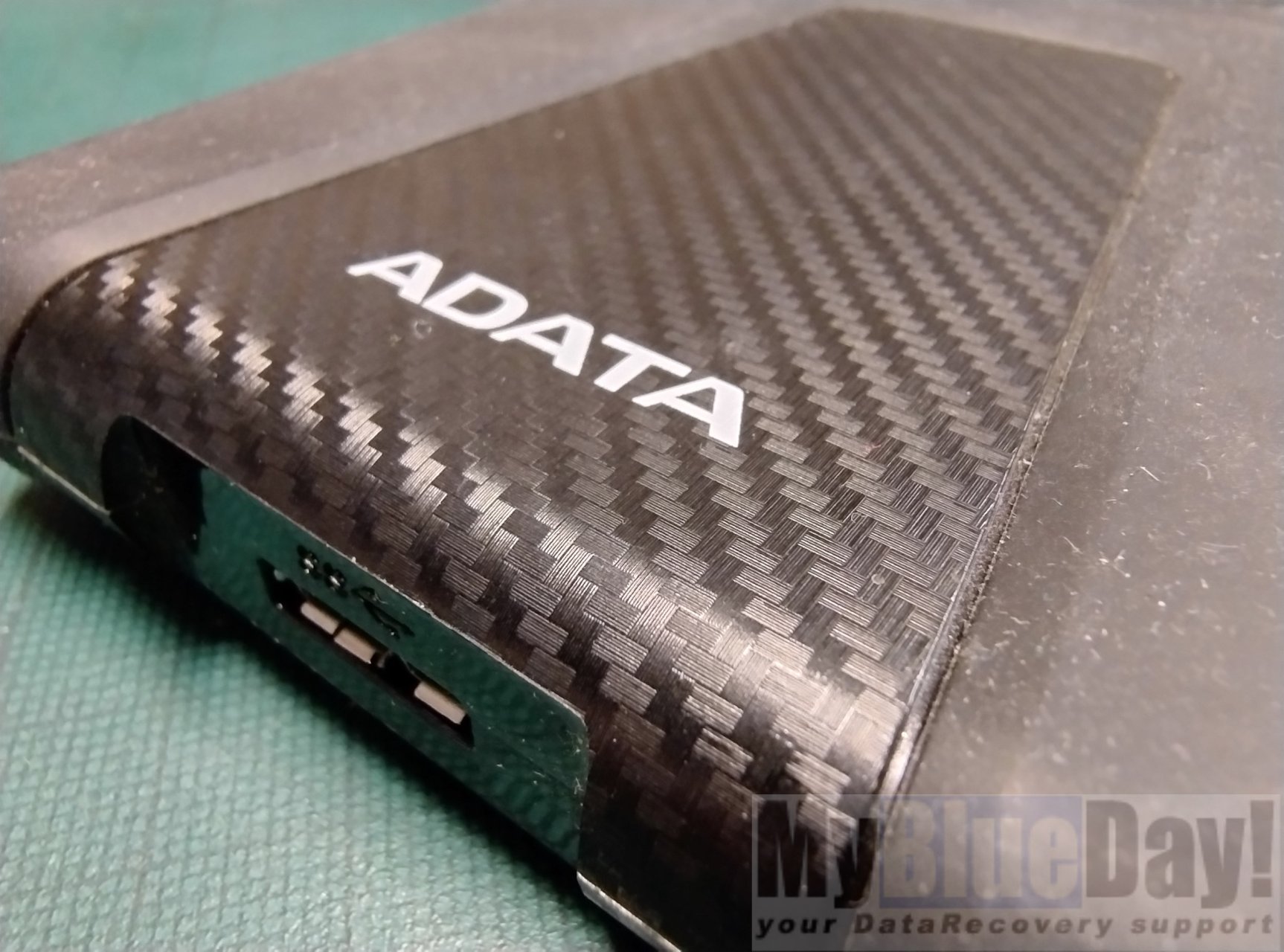 Externí USB úložiště ADATA spadlo a nyní se nedá připojit k počítači